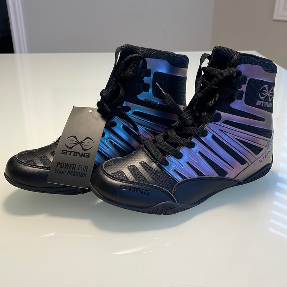 NWOT Sting Boxing Boots Unisex